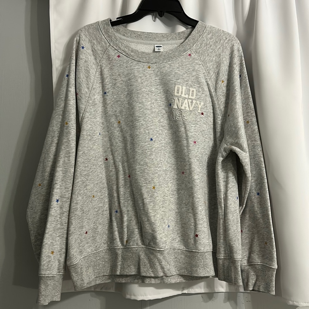 OLD NAVY- crewneck sweatshirt